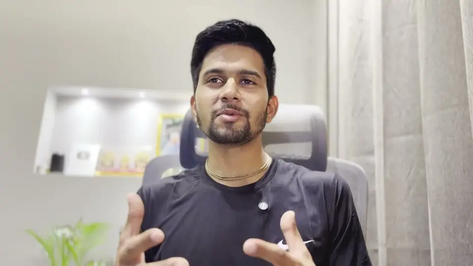 Arveen sharing his yoga journey